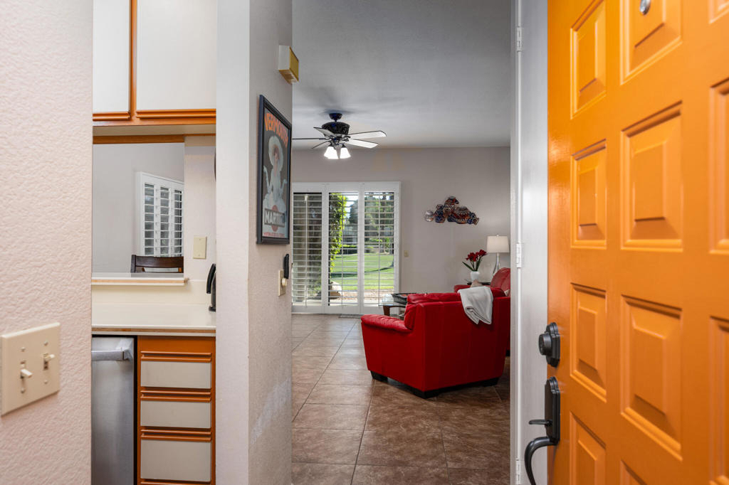 67640 Lagos Way - Photo 3