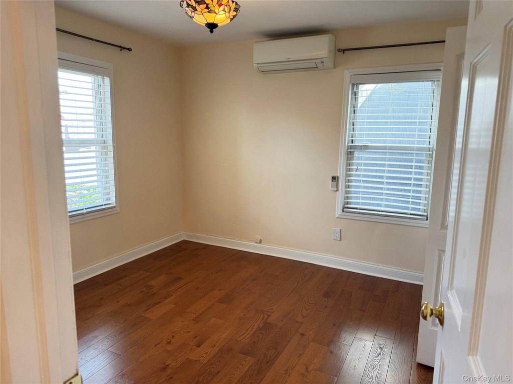 18917 45th Avenue - Photo 9