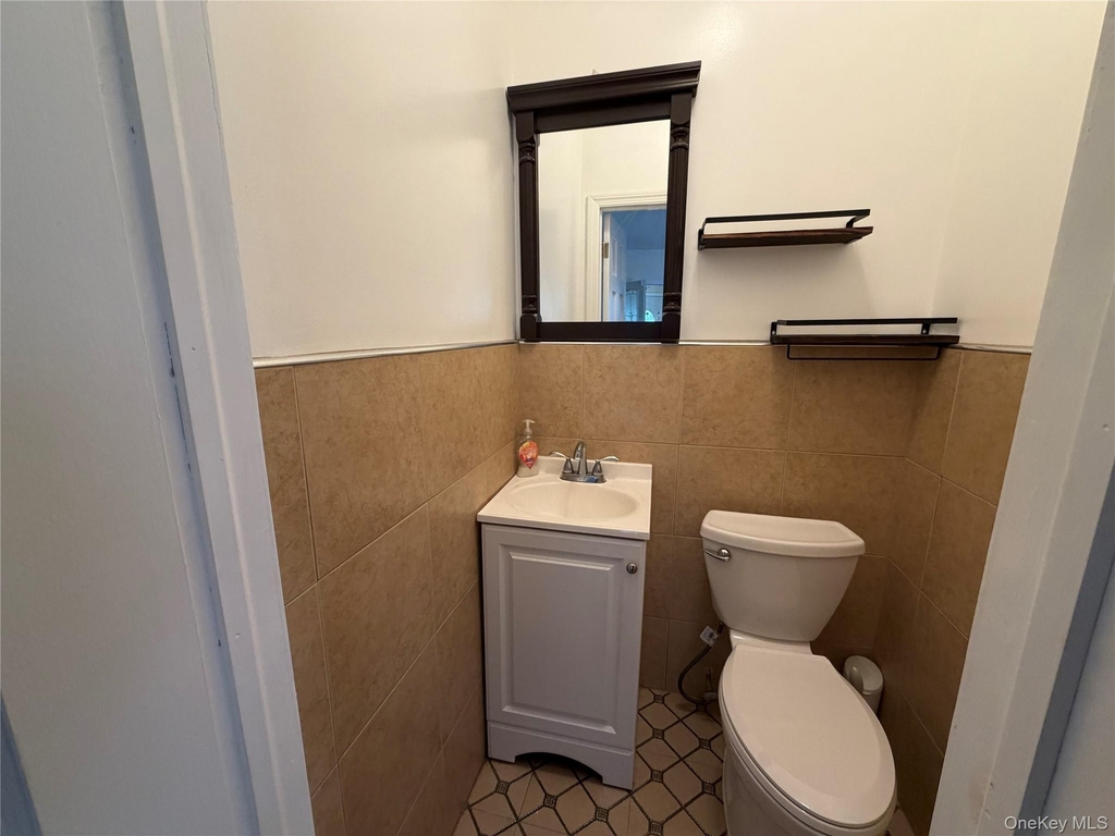 18917 45th Avenue - Photo 7