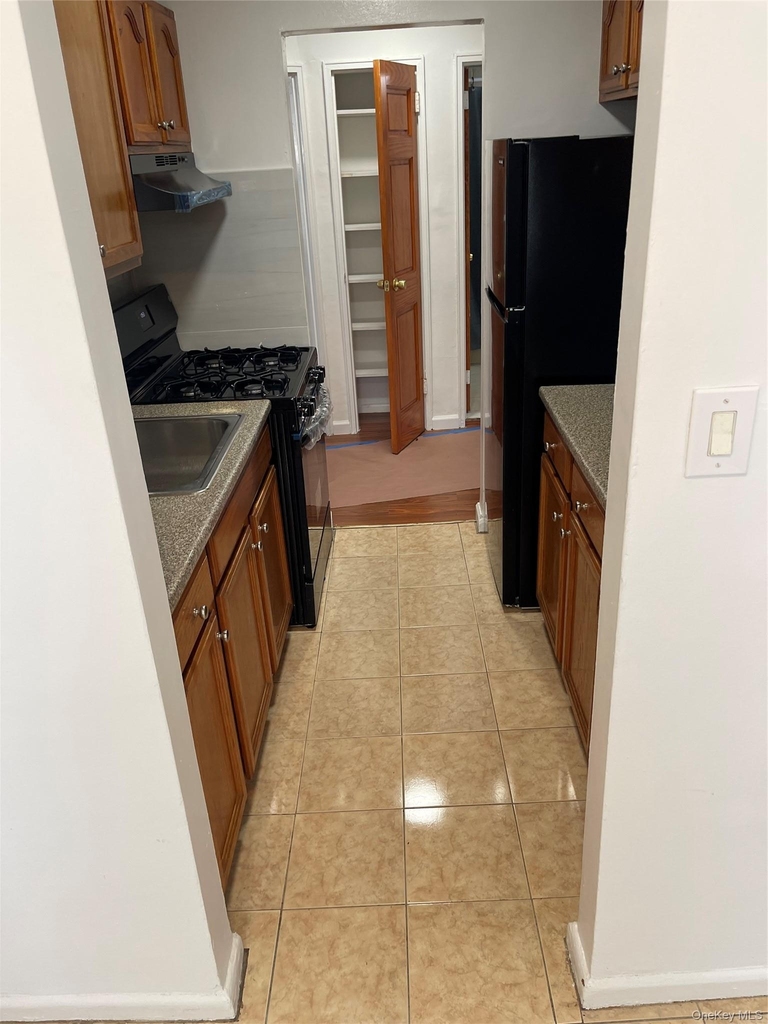 170-06 88th Avenue - Photo 9