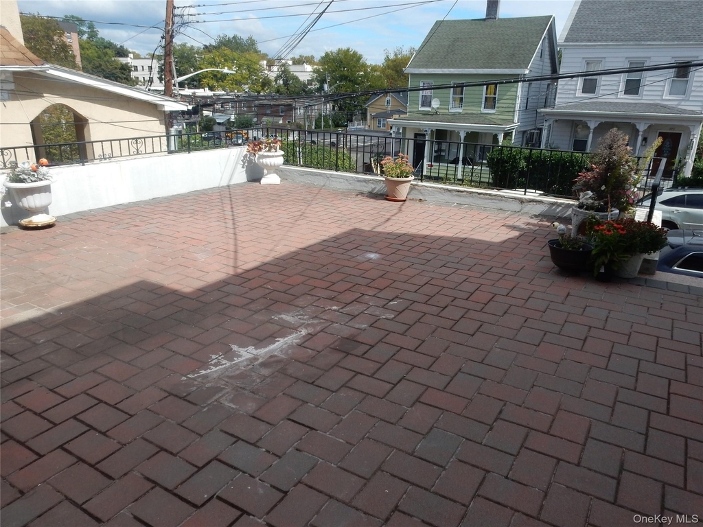 222 N 6th Avenue - Photo 12