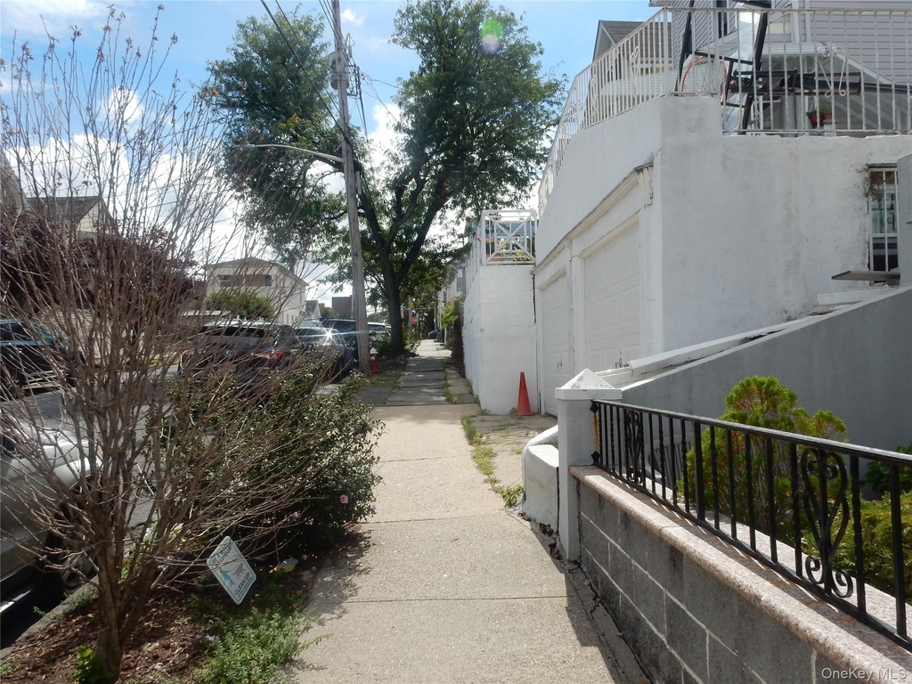 222 N 6th Avenue - Photo 14