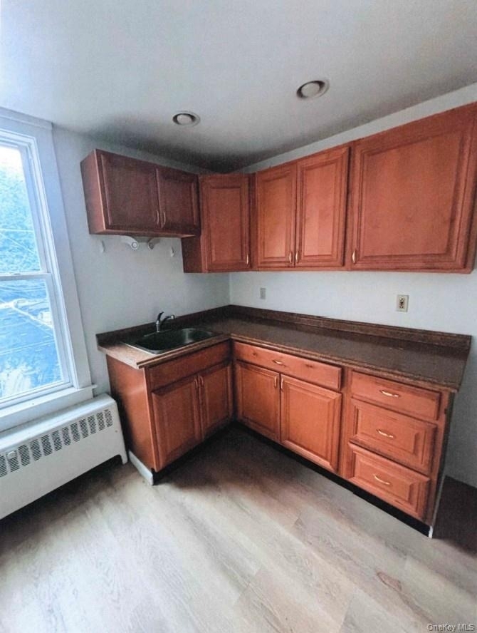 457 Main St - Photo 3