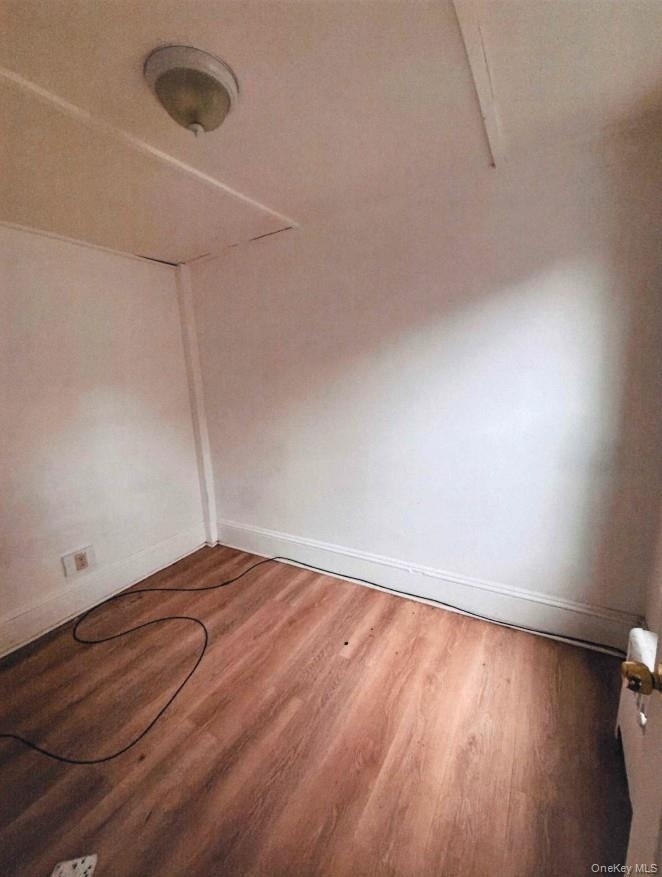 457 Main St - Photo 4