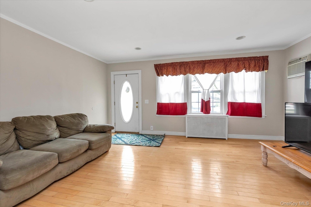 52 Syracuse Street - Photo 1