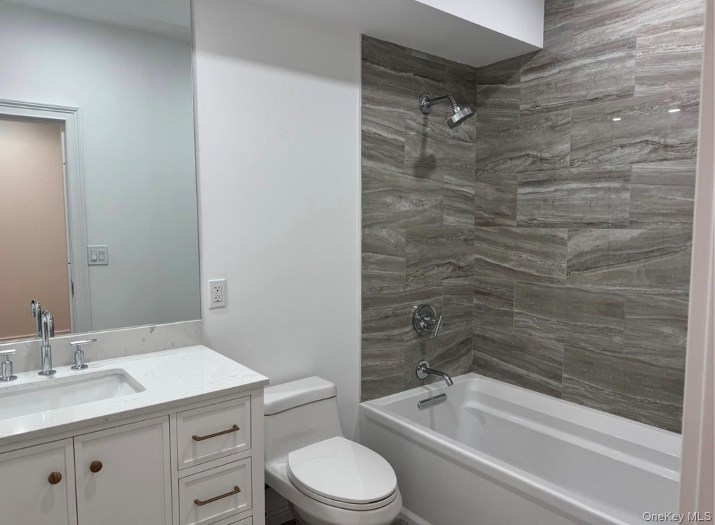 303 Main Street - Photo 6