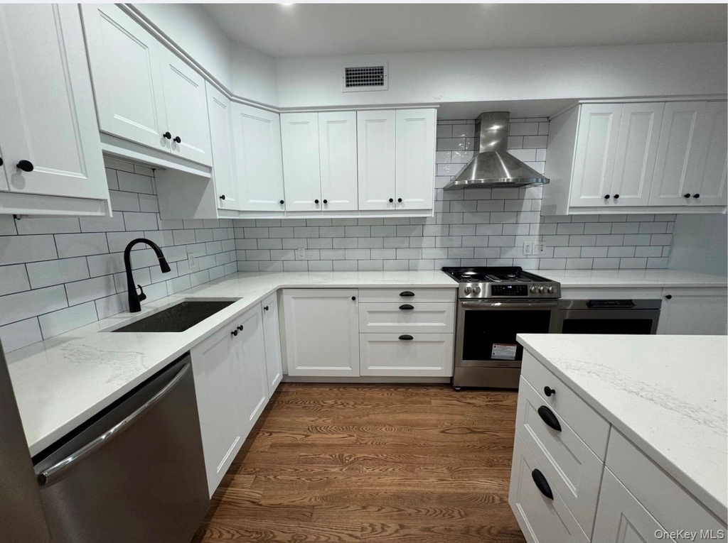 303 Main Street - Photo 0