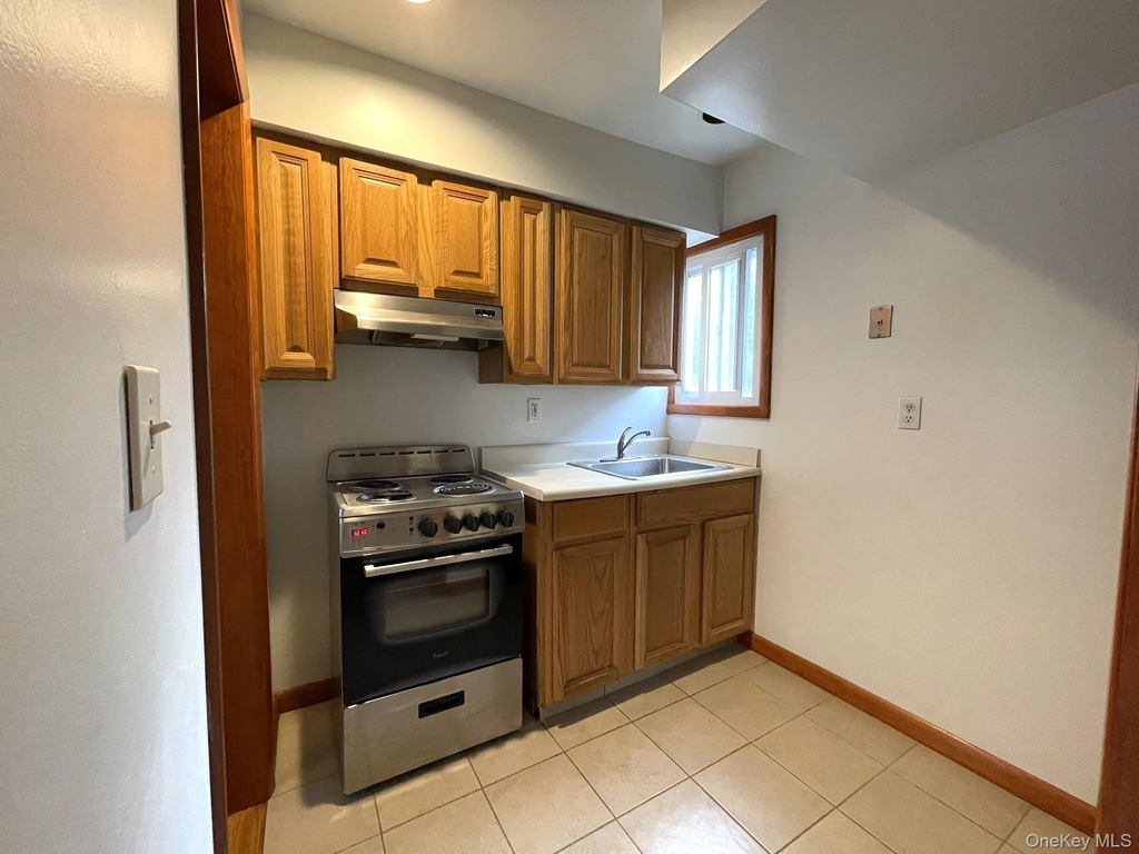 234 Husted Street - Photo 5