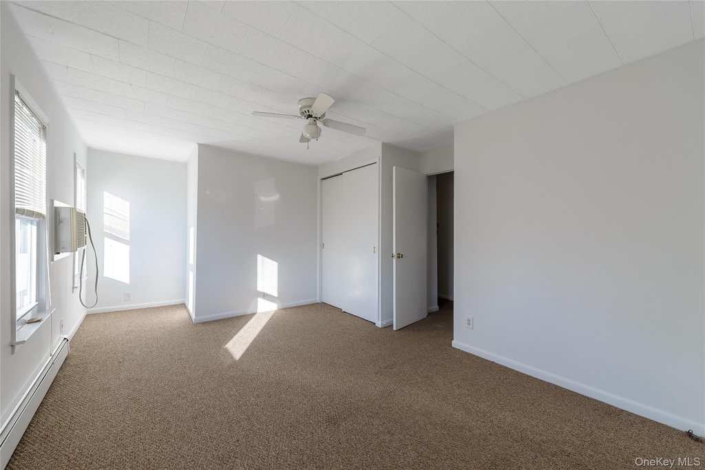 88 Searing Avenue - Photo 3