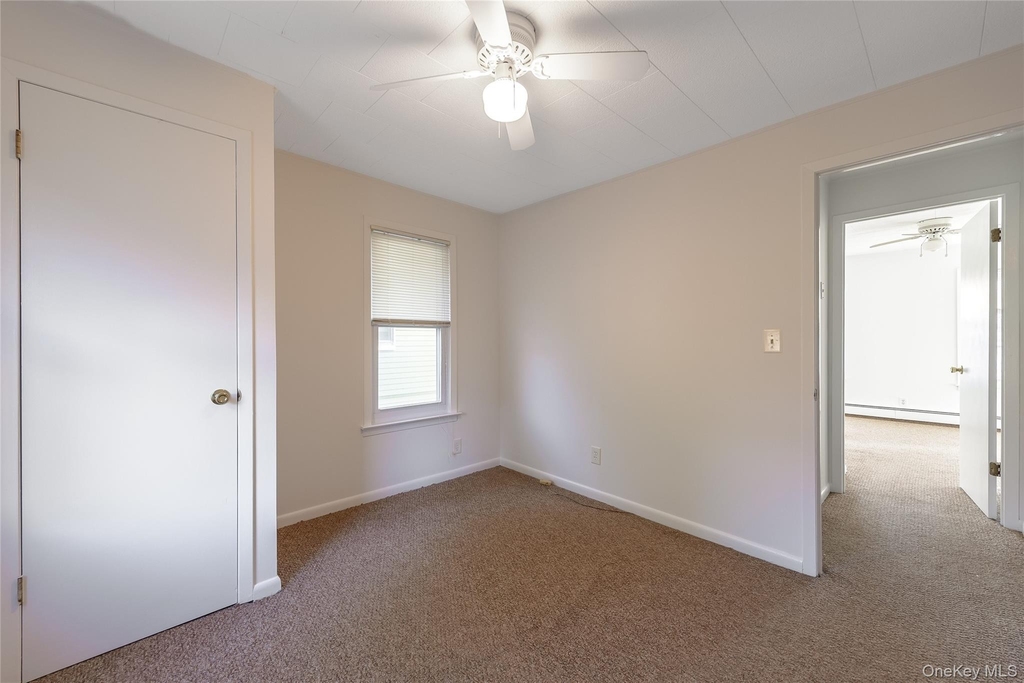 88 Searing Avenue - Photo 15