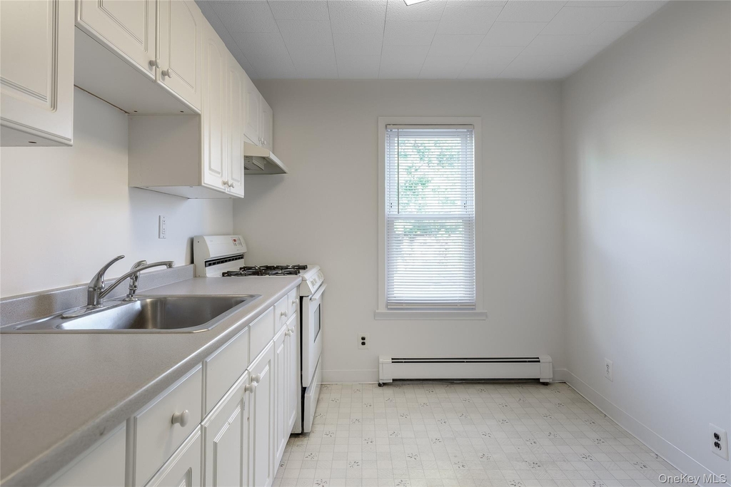 88 Searing Avenue - Photo 8