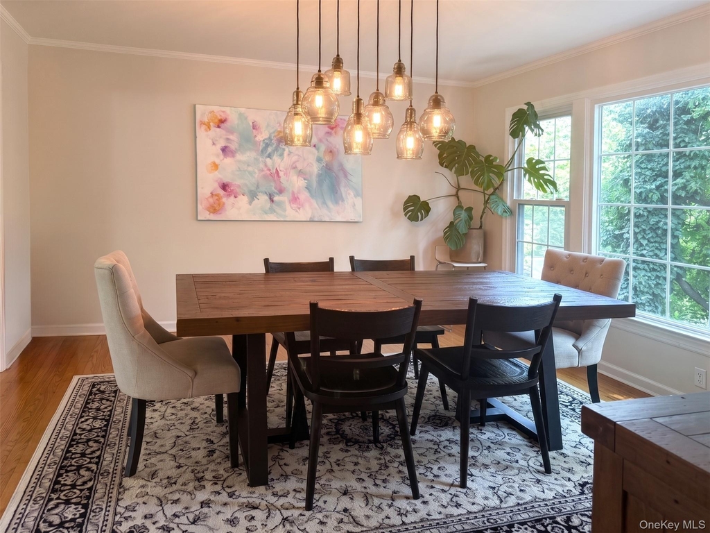 10 Forest Lane - Photo 2