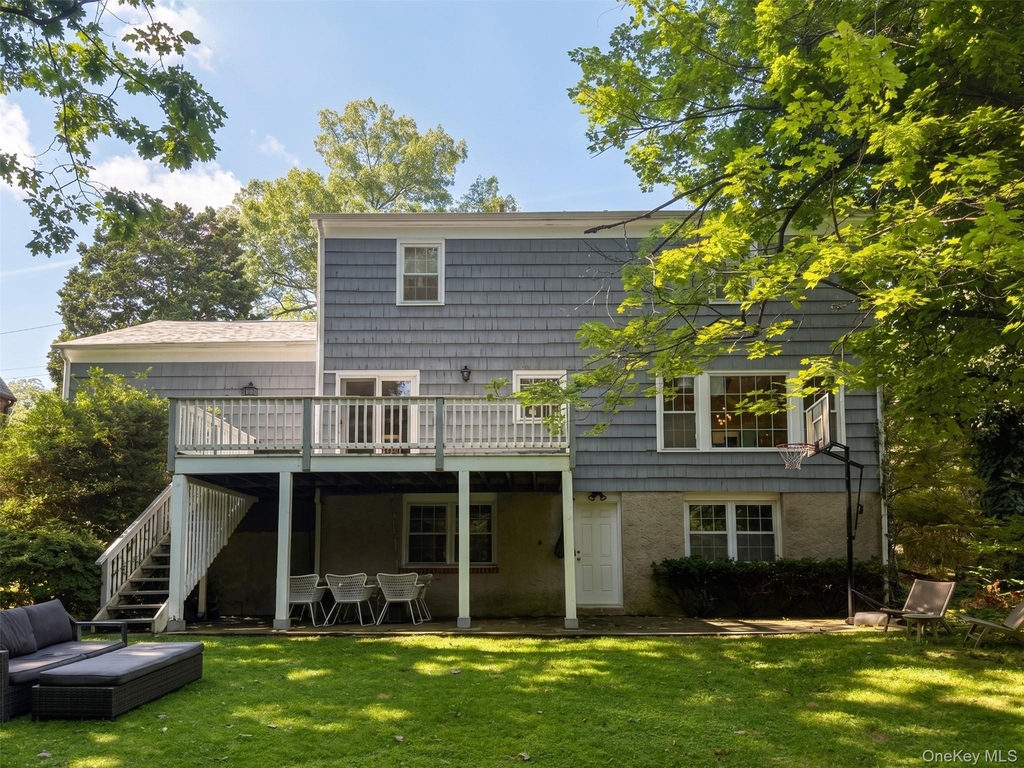 10 Forest Lane - Photo 17
