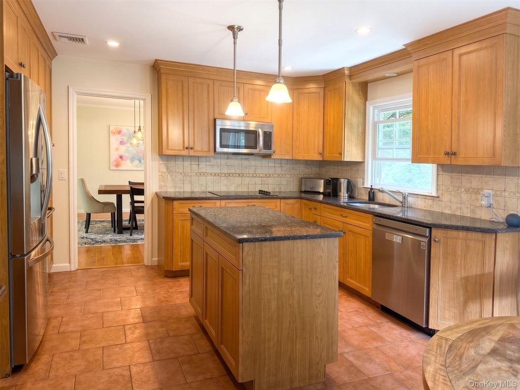 10 Forest Lane - Photo 4
