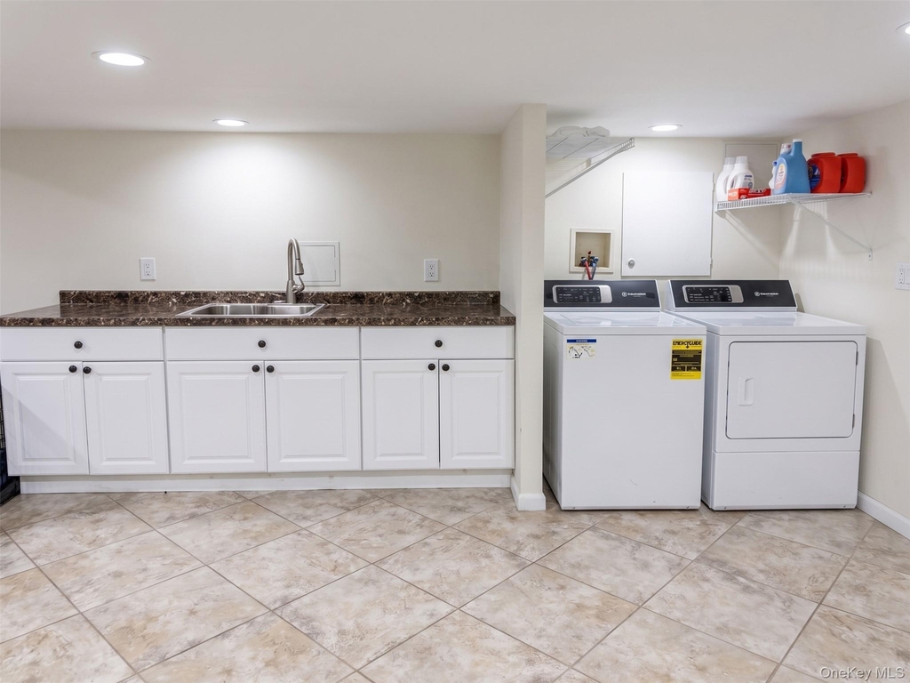 10 Forest Lane - Photo 16