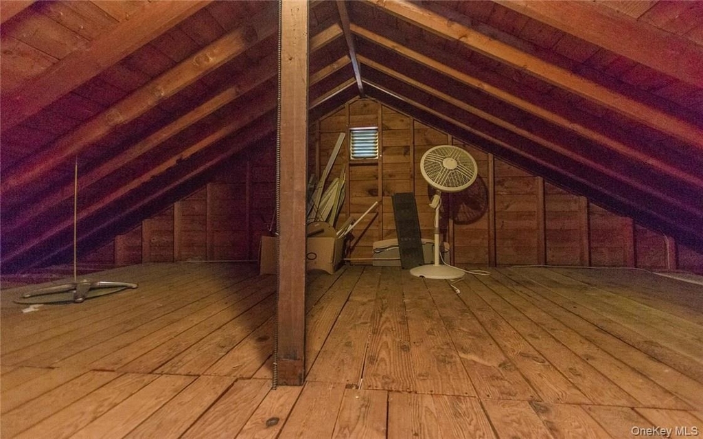 221 Lockwood Avenue - Photo 16