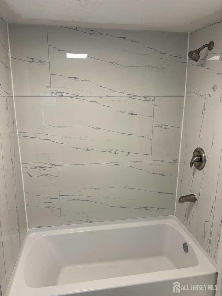 180 Main Street - Photo 9