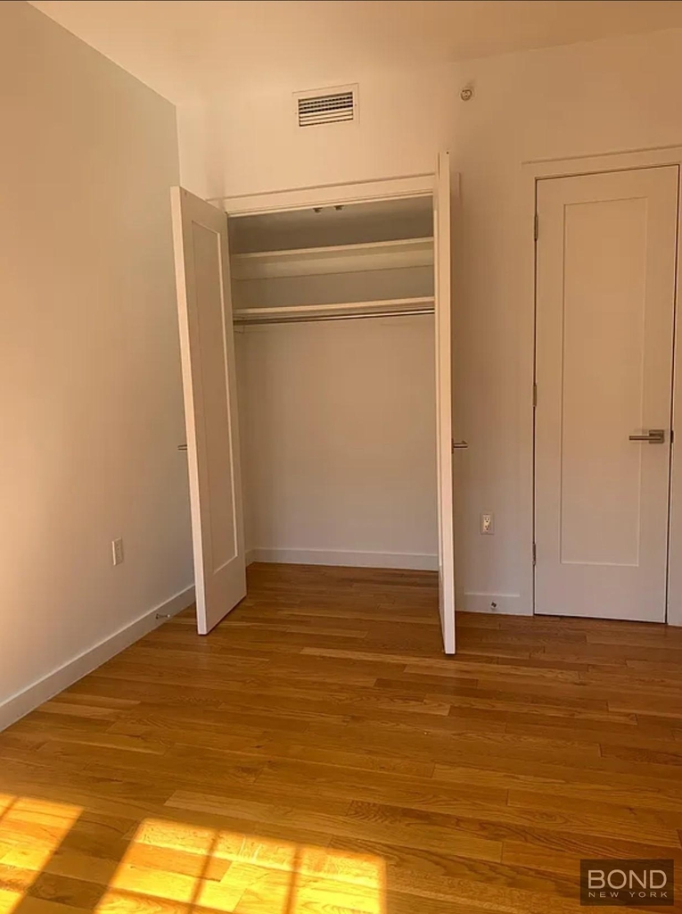 123 Parkside Avenue - Photo 6
