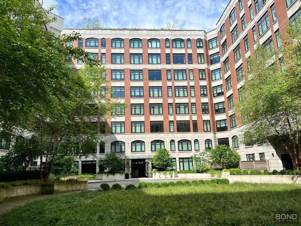 123 Parkside Avenue - Photo 11