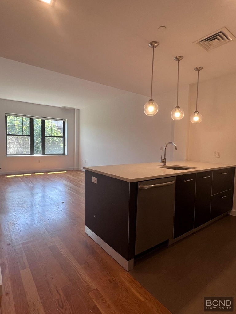 123 Parkside Avenue - Photo 6