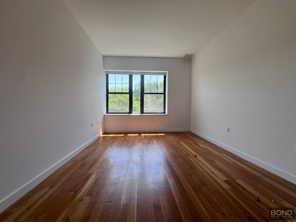123 Parkside Avenue - Photo 7