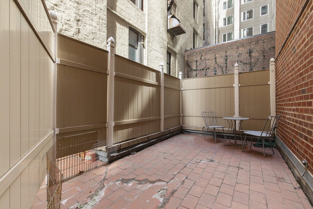 77 E 12th Street - Photo 3