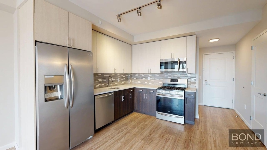 178-02 Hillside Avenue - Photo 6