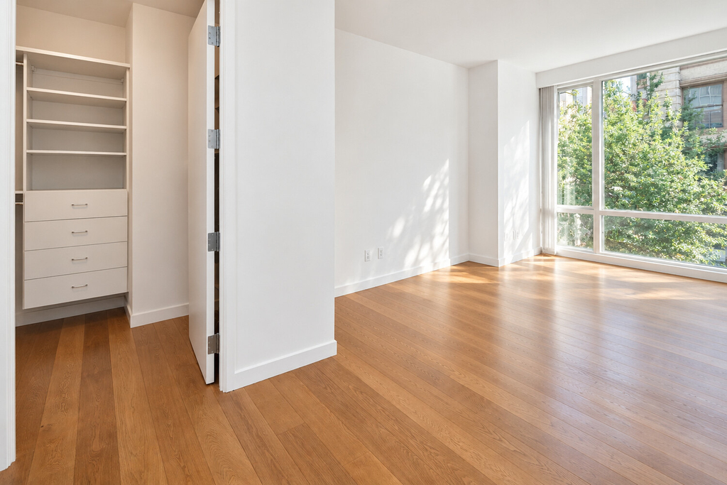 311 W Broadway - Photo 3