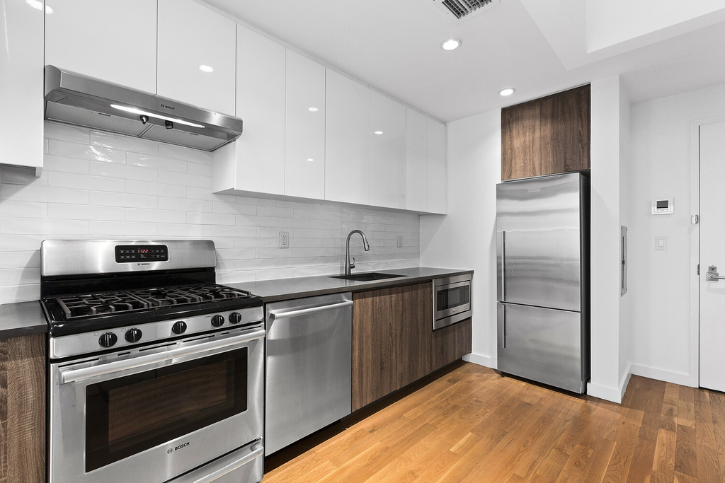 247 N 7th Street - Photo 2