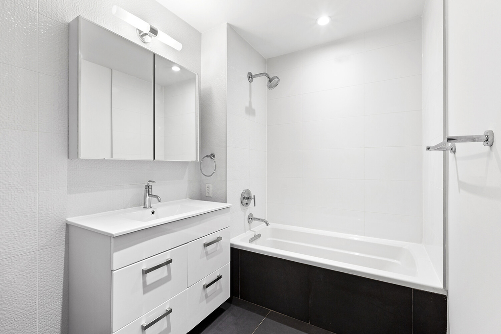 247 N 7th Street - Photo 3