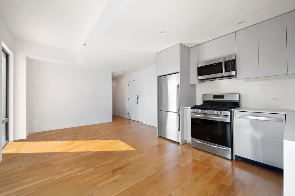 123 Hope Street - Photo 2