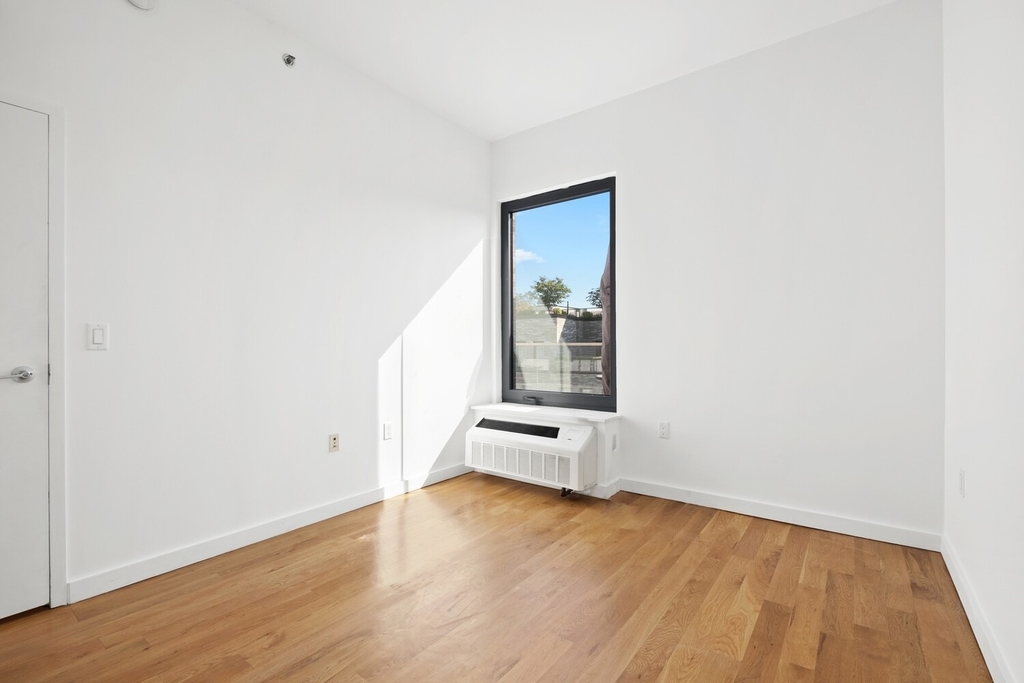 123 Hope Street - Photo 5