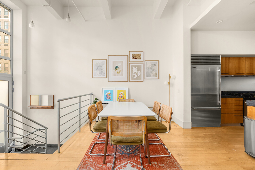 55 Berry Street - Photo 2