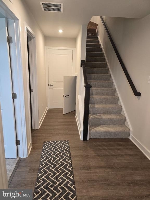 33 Oasis Avenue - Photo 4