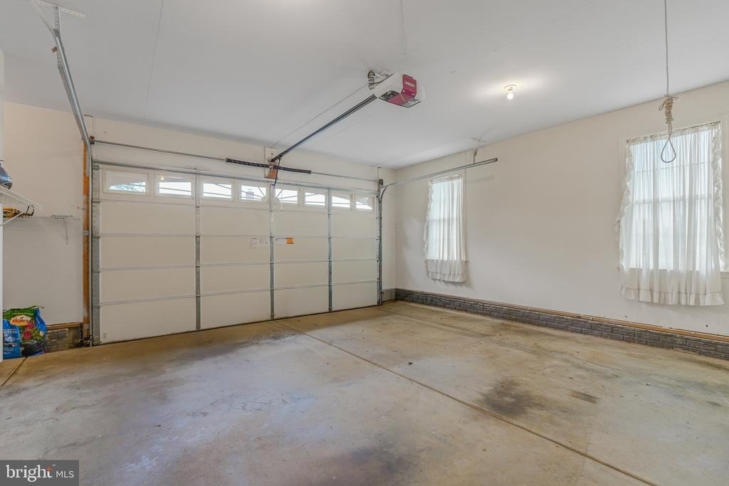 10700 Chancellorsville Drive - Photo 40