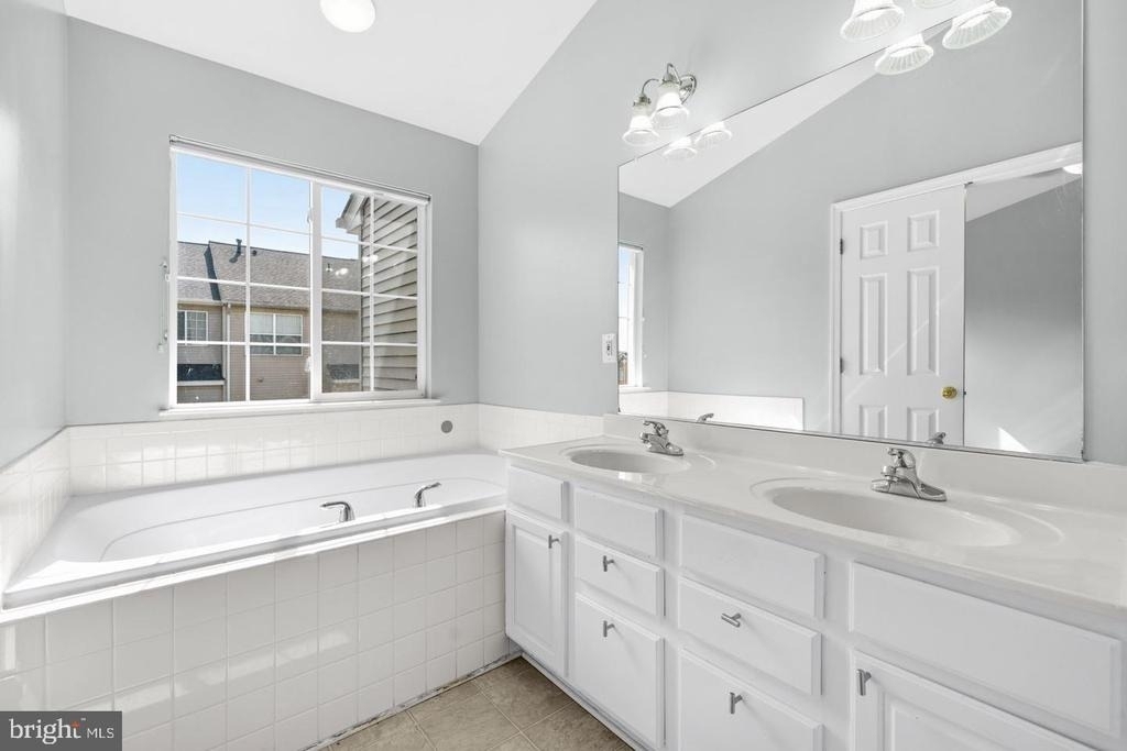 6687 Roderick - Photo 21