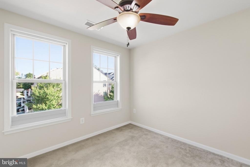 1443 Occoquan Heights Court - Photo 25