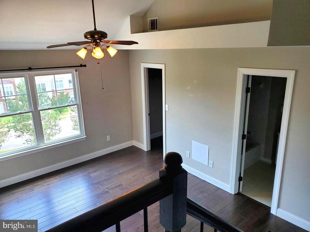 3983 Hartlake Street - Photo 9