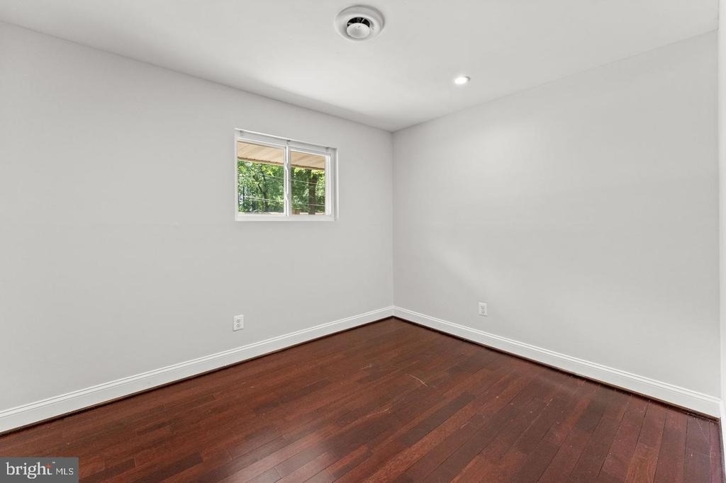 18301 Cabin Road - Photo 23
