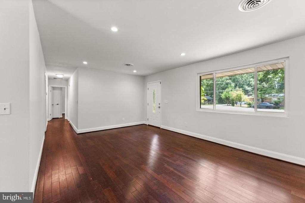 18301 Cabin Road - Photo 4