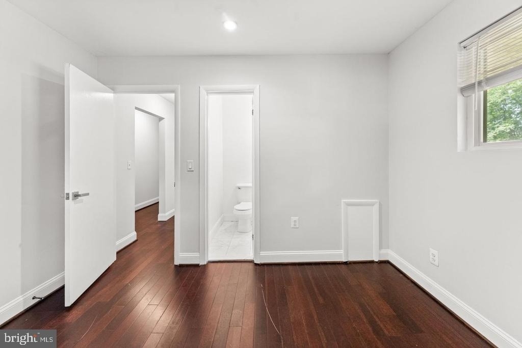 18301 Cabin Road - Photo 21