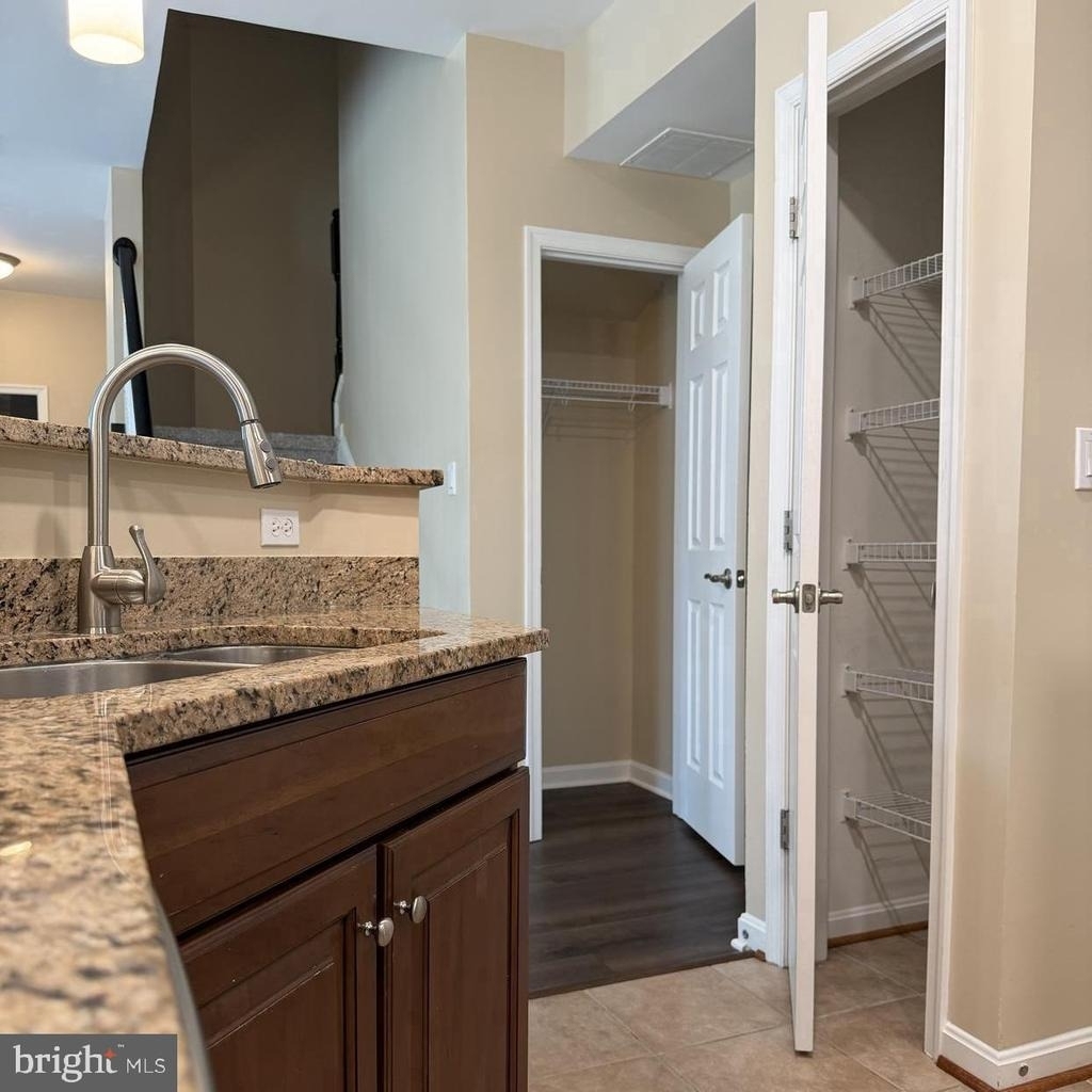 6765 Hampton Bay Lane - Photo 4