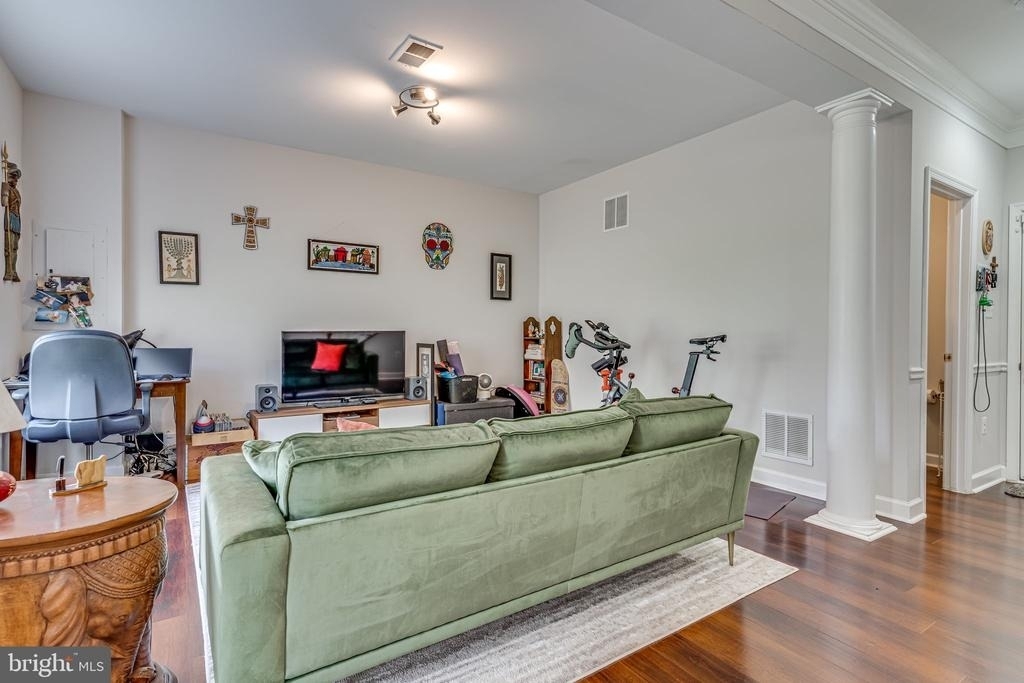 742 Collington Court - Photo 11
