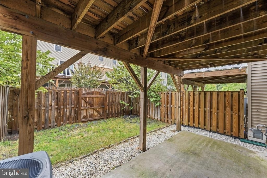 8194 Maude Lane - Photo 35