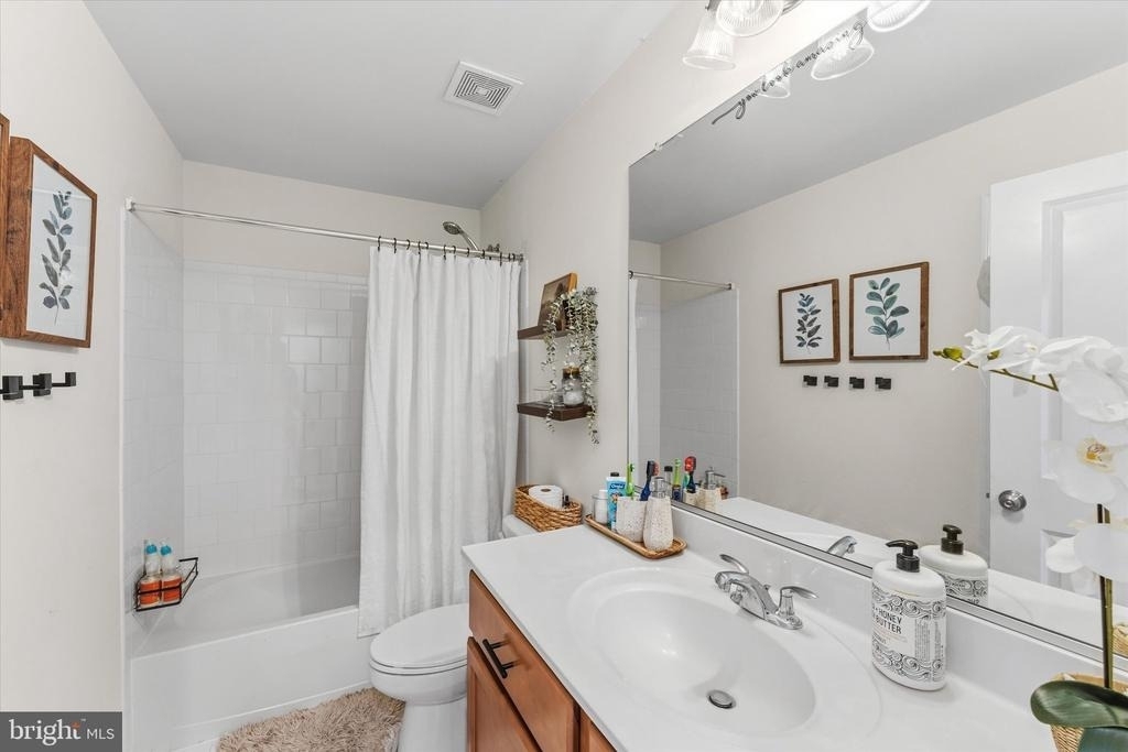 8194 Maude Lane - Photo 32
