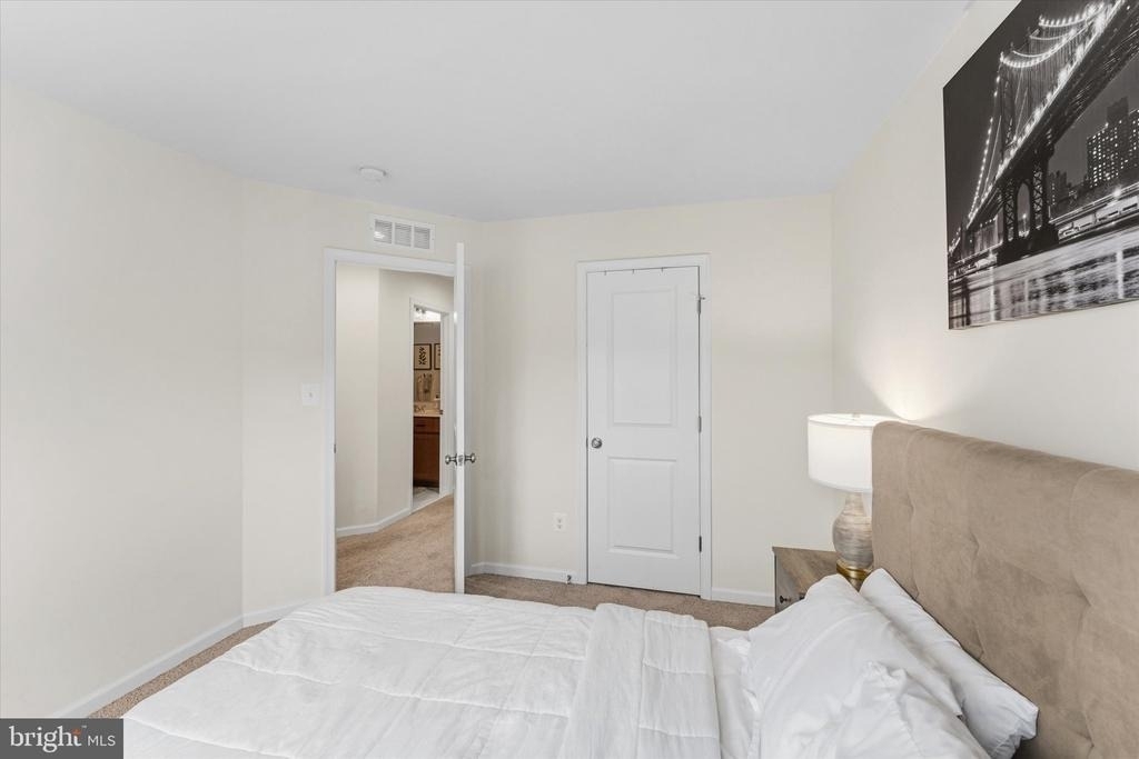 8194 Maude Lane - Photo 29
