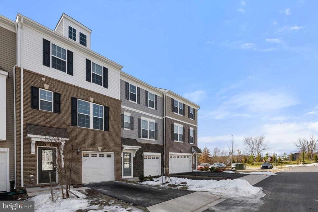 10510 Hinton Way - Photo 2