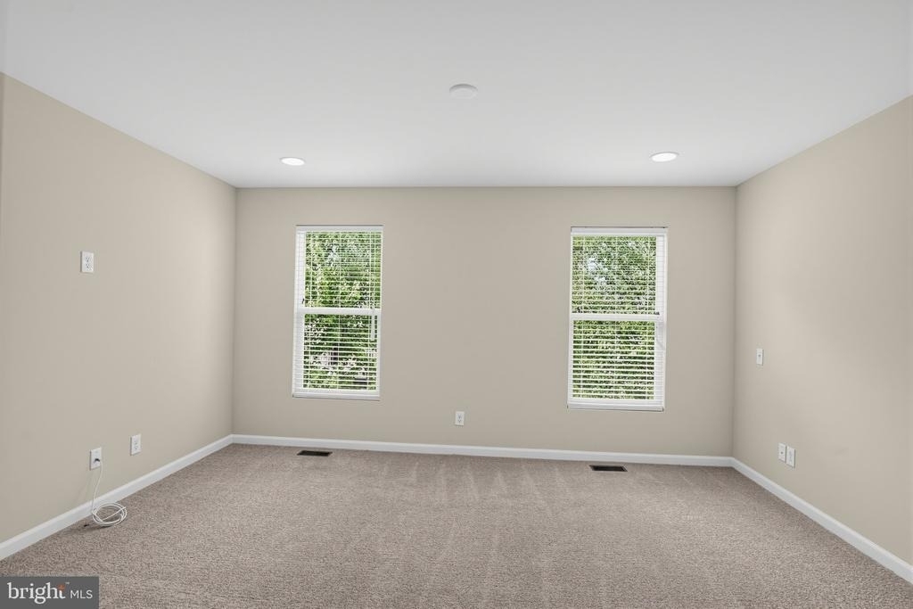3947 Madden Way - Photo 11