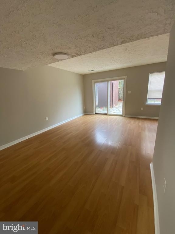8626 Anna Court - Photo 4