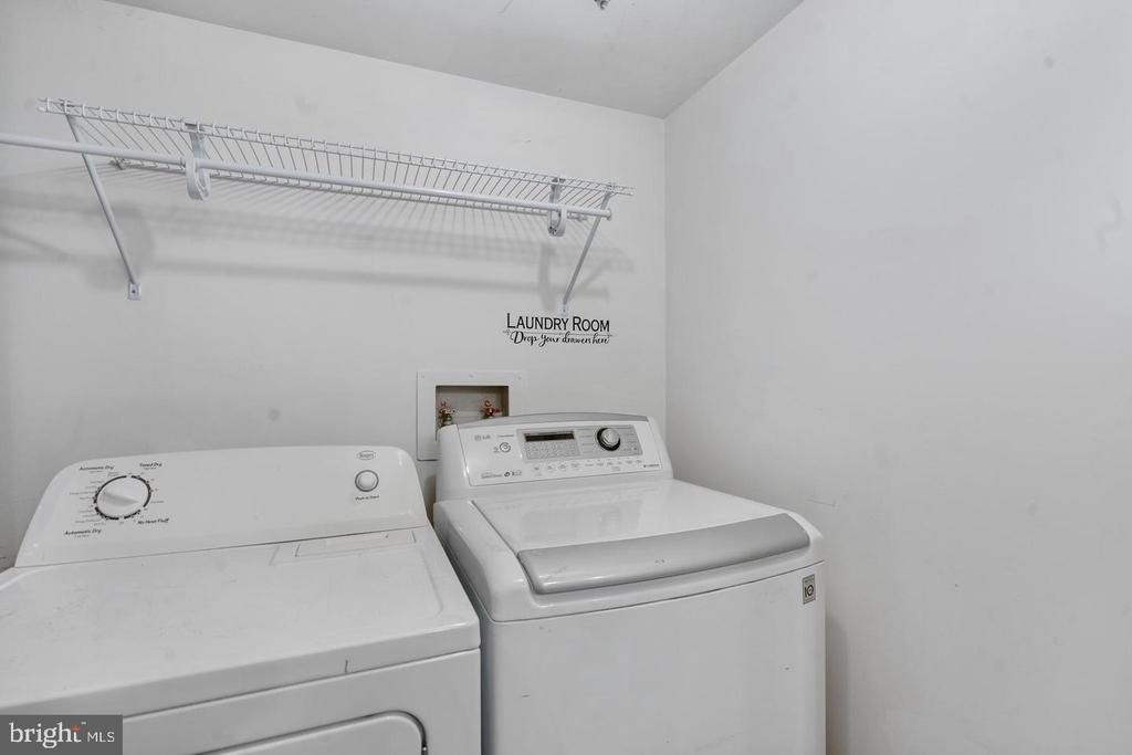 9240 Caspian Way - Photo 24